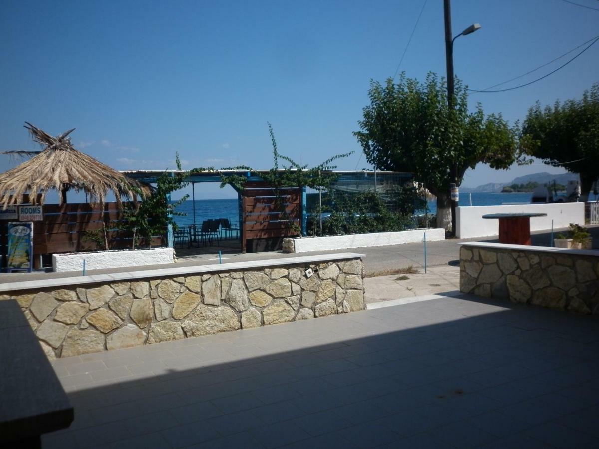 Akri Rooms Akráta Kültér fotó